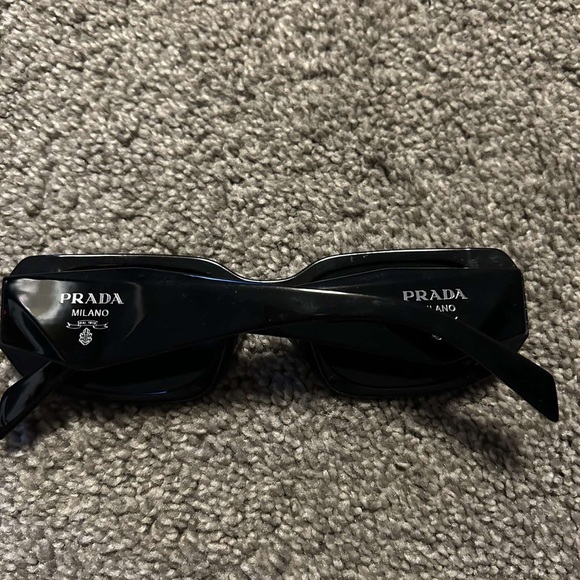 Prada glasses - Picture 3 of 5